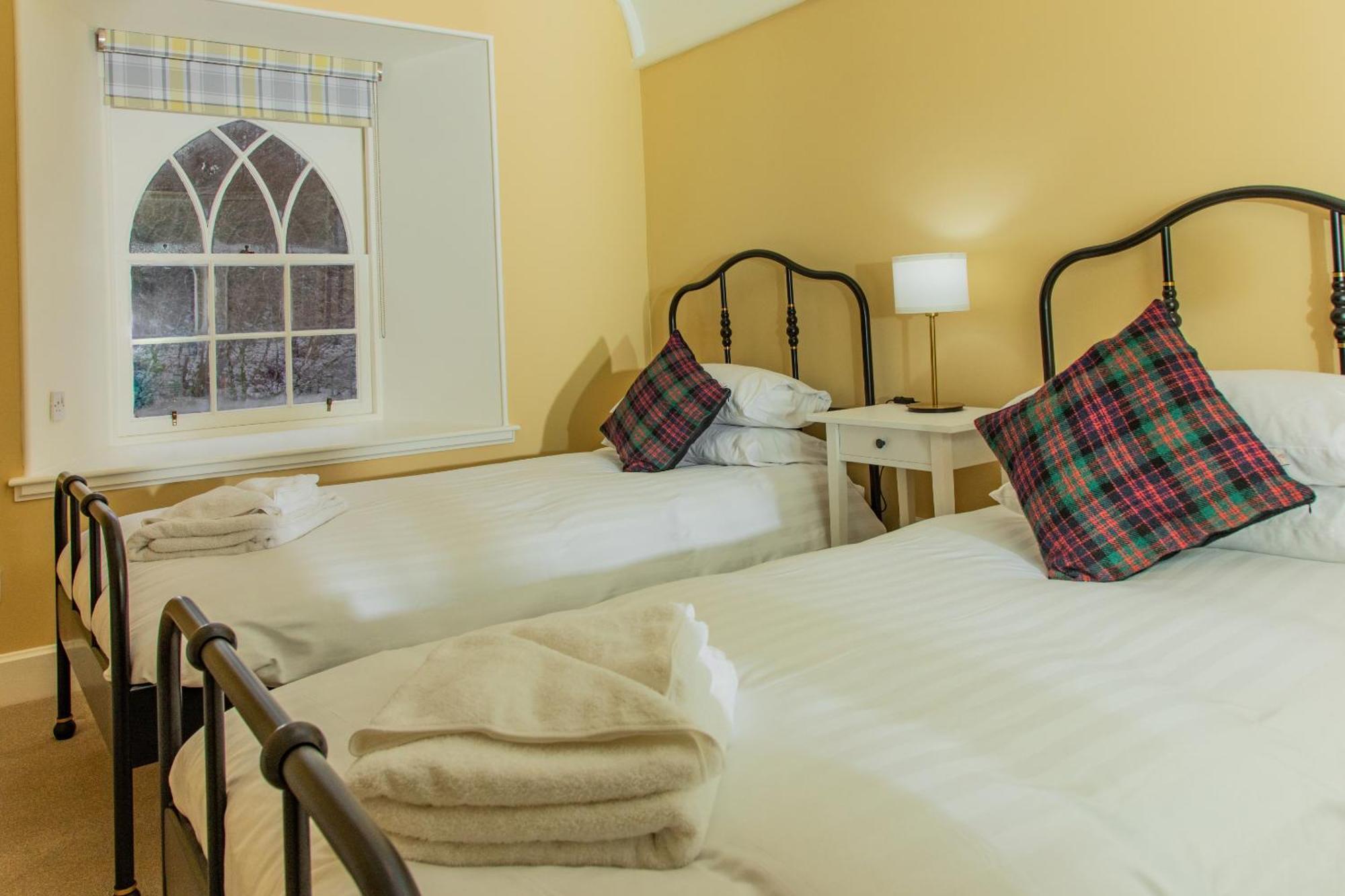 Armadale Castle Cabins Ardvasar  Pokoj fotografie